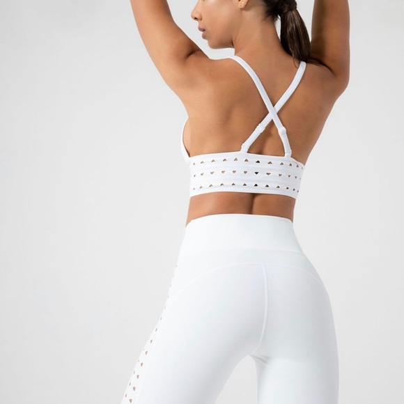 GIGI C white sports bra XS - Picture 3 of 4